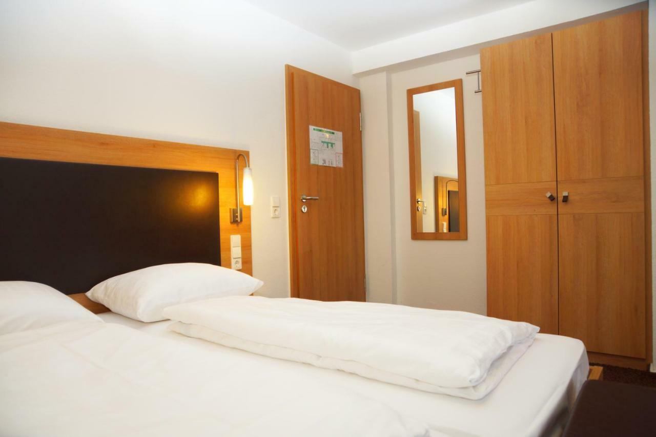 Hotel Krauthof Ludwigsburg Dış mekan fotoğraf