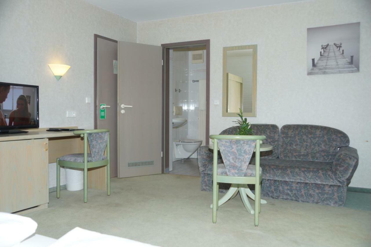 Hotel Krauthof Ludwigsburg Dış mekan fotoğraf