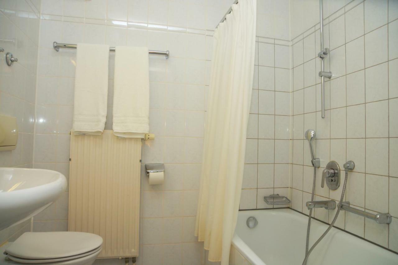 Hotel Krauthof Ludwigsburg Dış mekan fotoğraf
